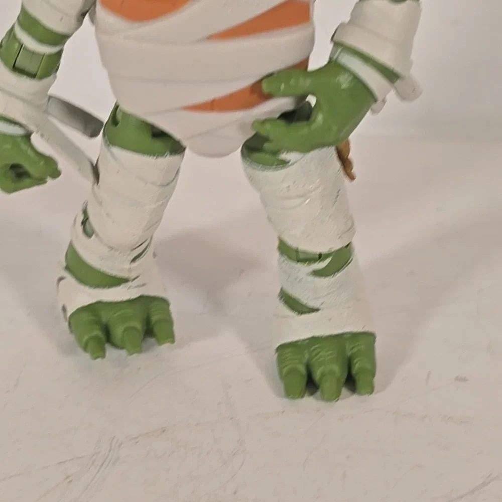 TMNT Tales of the Teenage‎ Mutant Ninja Turtles Monsters + Mutants Mummy Leo